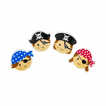 Piratų trintukai ekspozicijoje (30 vnt.)