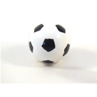 Futbolo kamuoliuko formos &scaron;oklus kamuoliukas ekspozicijoje (12 vnt.)