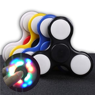 LED FIDGET SPINNER SUKTUKAI SU AP&Scaron;VIETIMU ***2017 HITAS*** (17 &scaron;viesų)