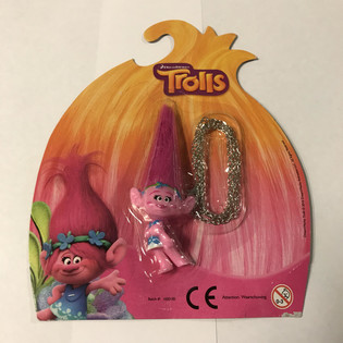 Trolių figūrėlė su grandinėle ant kortelės (12 vnt.)