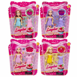 Ki&scaron;eninė lėlė su priedais stende (24 vnt.)